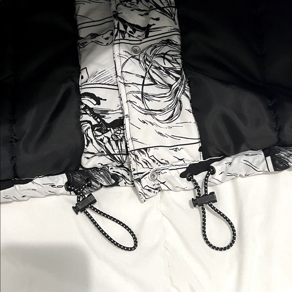 NWOT Zara Monochrome Comic Strip Graphic Puff Style Jacket - Picture 8 of 8